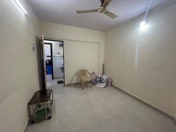 Room in 1 BHK Apartment at Om Krishna CHS, Dahisar East – for Sale