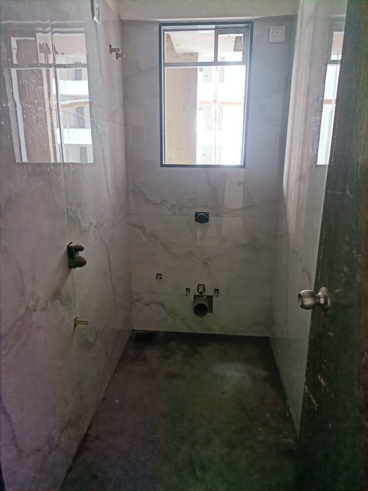Bathroom, ace-enclave 1 Bedroom 373 Sq.Ft. Apartment In Ghodbunder Road Thane 8225300