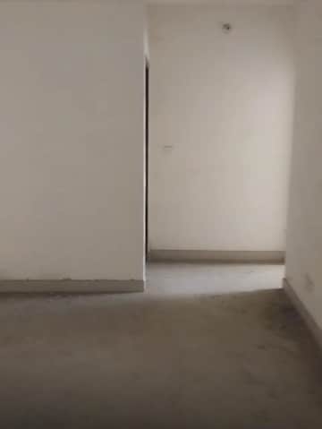 Room in 3.5 BHK Apartment at Sanchar Residency, Raj Nagar Extension – for Sale