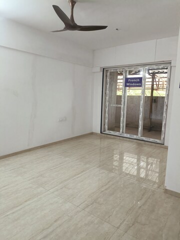 Room in 3 BHK Apartment at Samrin Heritage, Panch Pakhadi – for Sale
