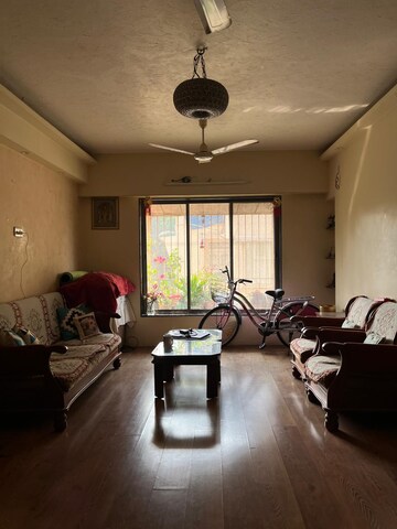 Living Room in 2 BHK Apartment at Andheri West – for Rent