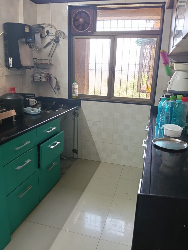 Kitchen, vasai west 3 Bedroom 920 Sq.Ft. Apartment In Vasai West Palghar 8225373