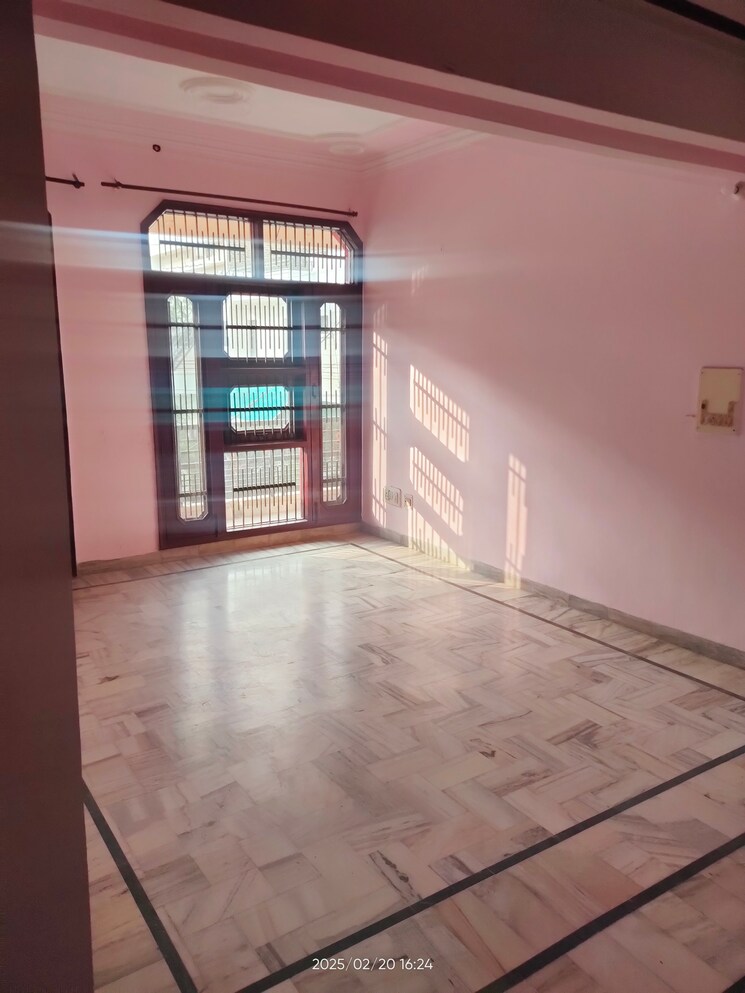 Room, sector 7 3 Bedroom 2250 Sq.Ft. Independent House In Sector 7 Panchkula 8225396