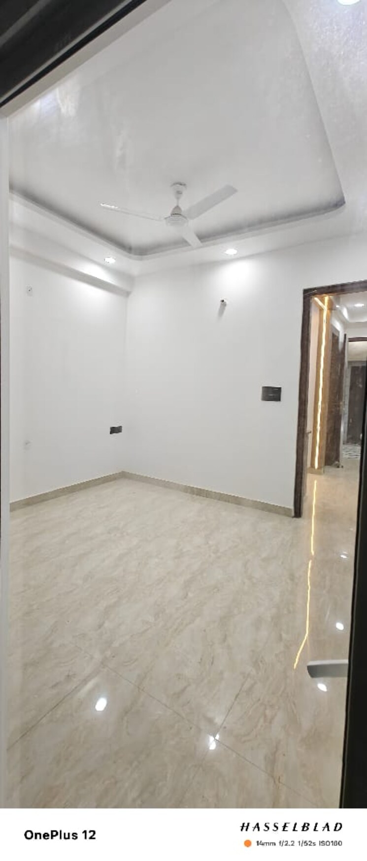 Room, sector 73 2 Bedroom 1000 Sq.Ft. Builder Floor In Sector 73 Noida 8225417