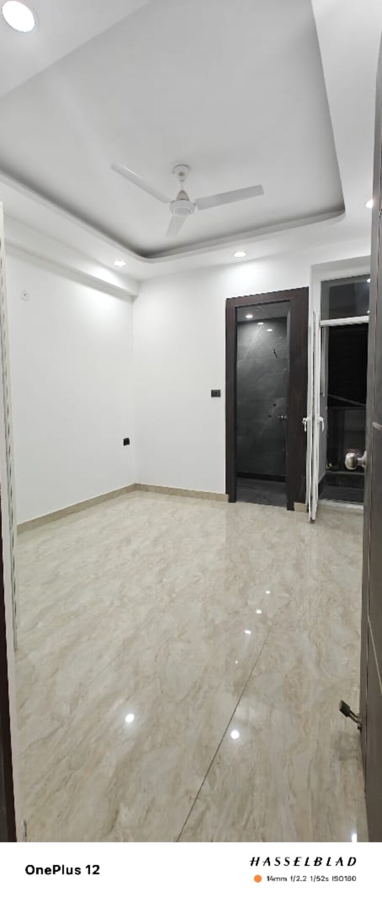 Room, sector 73 2 Bedroom 1000 Sq.Ft. Builder Floor In Sector 73 Noida 8225417
