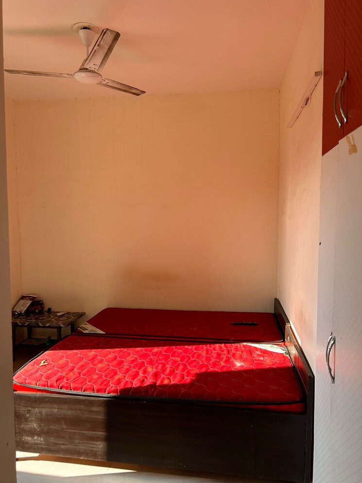 Bedroom, gls-arawali-homes-phase-2 3 Bedroom 745 Sq.Ft. Apartment In Sohna Sector 4 Gurgaon 8225455