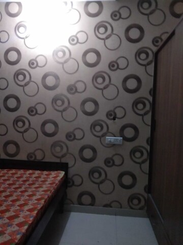 Room in 2 BHK Apartment at Patiala Road – for Rent