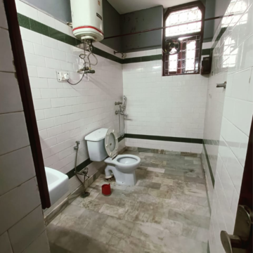 Attached Bathroom in 3 BHK Builder Floor at Greater Kailash I – for Rent