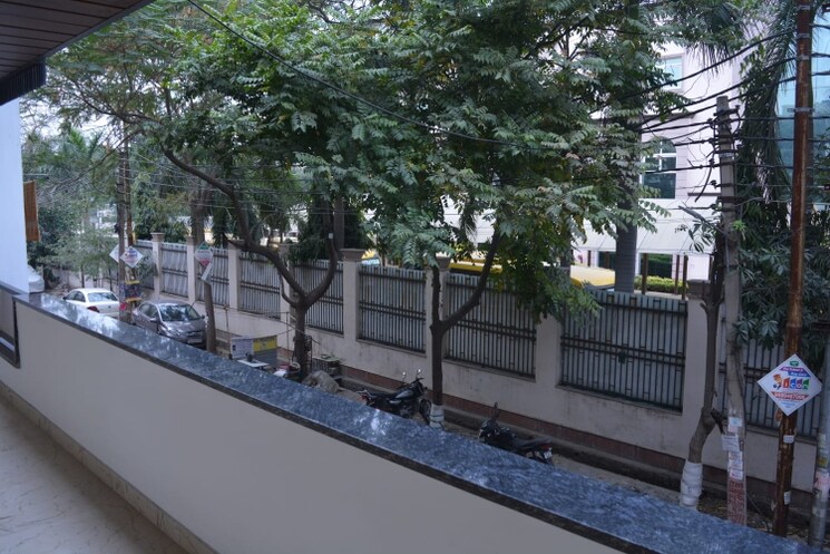 Balcony, rwa-gyan-khand-3 4 Bedroom 2500 Sq.Ft. Builder Floor In Indrapuram Ghaziabad 8225527