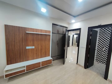 Room in 2 BHK Apartment at GLS Arawali Homes, Sohna Sector 4 – for Sale
