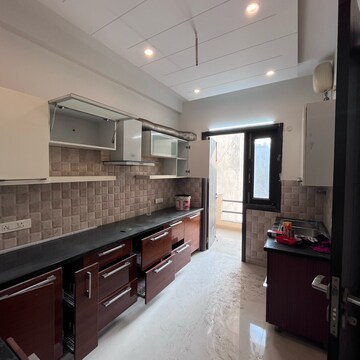 Kitchen in 3 BHK Builder Floor at Ansal Sushant Lok I, Sector 43 – for Rent