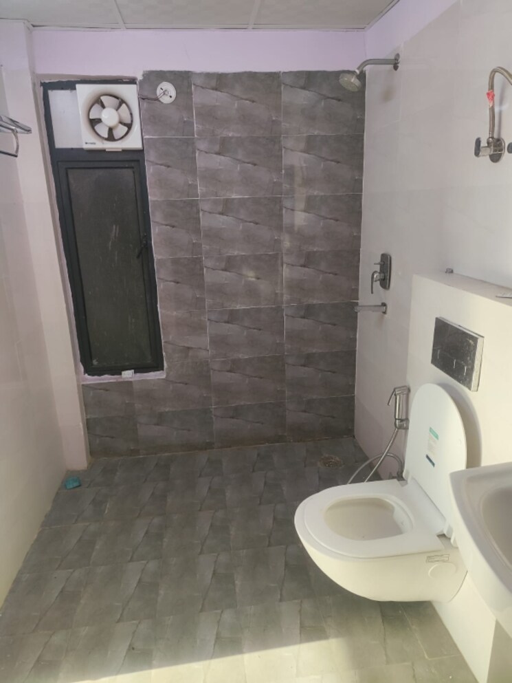 Bathroom, migsun-kiaan 4 Bedroom 1795 Sq.Ft. Apartment In Vasundhara Sector 14 Ghaziabad 8225543