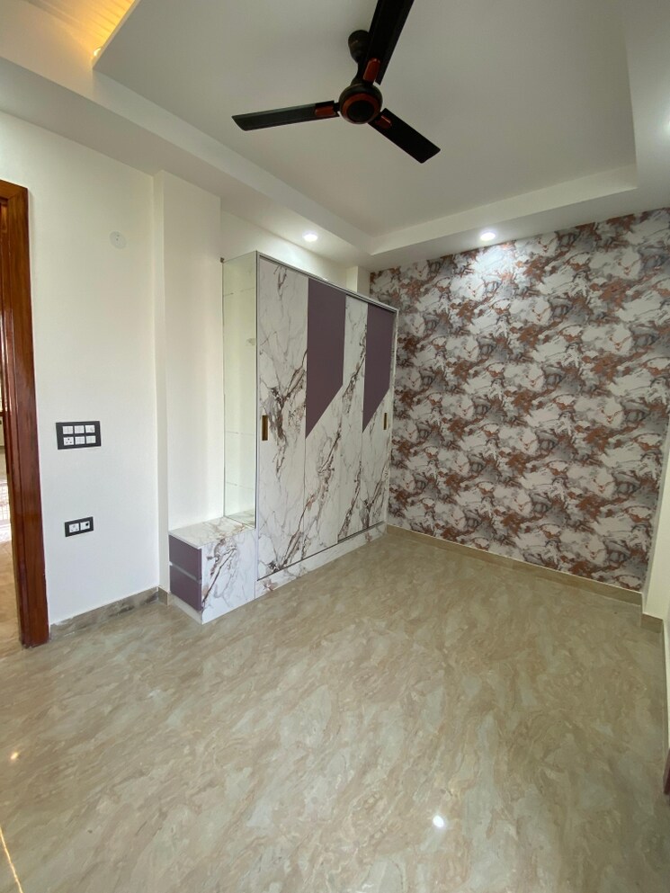 Bedroom, soho-apartments 3 Bedroom 1500 Sq.Ft. Builder Floor In Shakti Khand Ghaziabad 8225551