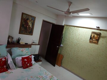 Furnished Amenities in 1 BHK Apartment at Green Field B CHS LTD, Andheri East – for Rent