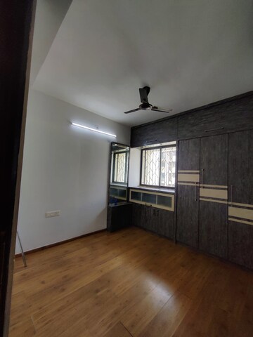 Room in 2 BHK Apartment at Lodha Palava City Lakeshore Greens, Dombivli East – for Rent