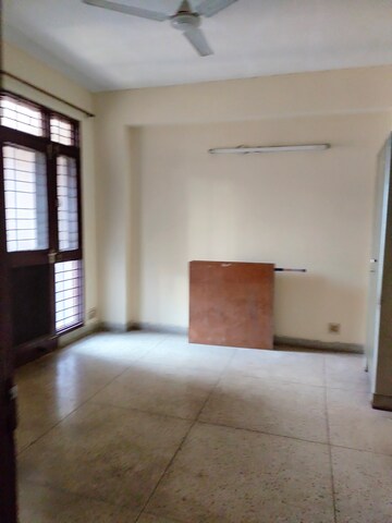 Room in 3.5 BHK Apartment at Kiran Residency, Sector 56 – for Sale