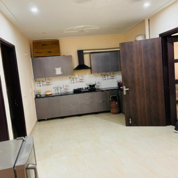 Kitchen in 2 BHK Builder Floor at Sector 52 – for Rent