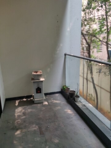 Room in 4 BHK Apartment at City Center Banjara Hills, Banjara Hills – for Rent
