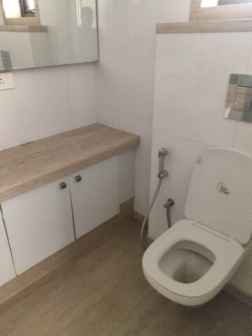 Bathroom in 4 BHK Apartment at City Center Banjara Hills, Banjara Hills – for Rent