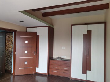 Room in 3 BHK Apartment at GP Residency Banjara Hills, Banjara Hills – for Rent