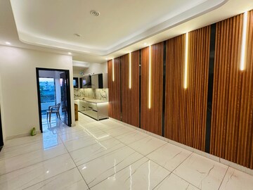Room in 2 BHK Builder Floor at Aman Luxury Apartments, Sahastradhara Road – for Rent