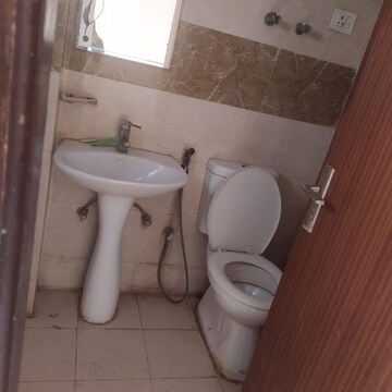 Bathroom in 2 BHK Apartment at Supertech Ecociti, Sector 137 – for Rent