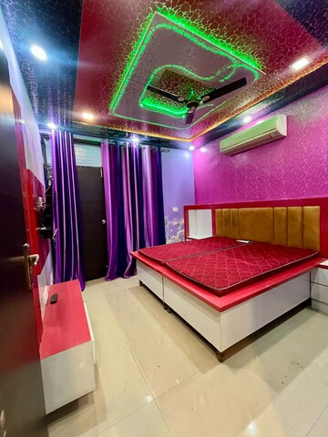 Bedroom in 2 BHK Builder Floor at Dwarka Mor – for Rent