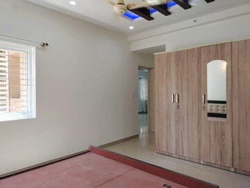 Room in 2 BHK Apartment at Mantri Webcity, Hennur – for Rent