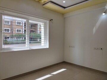 Room in 2 BHK Apartment at Mantri Webcity, Hennur – for Rent
