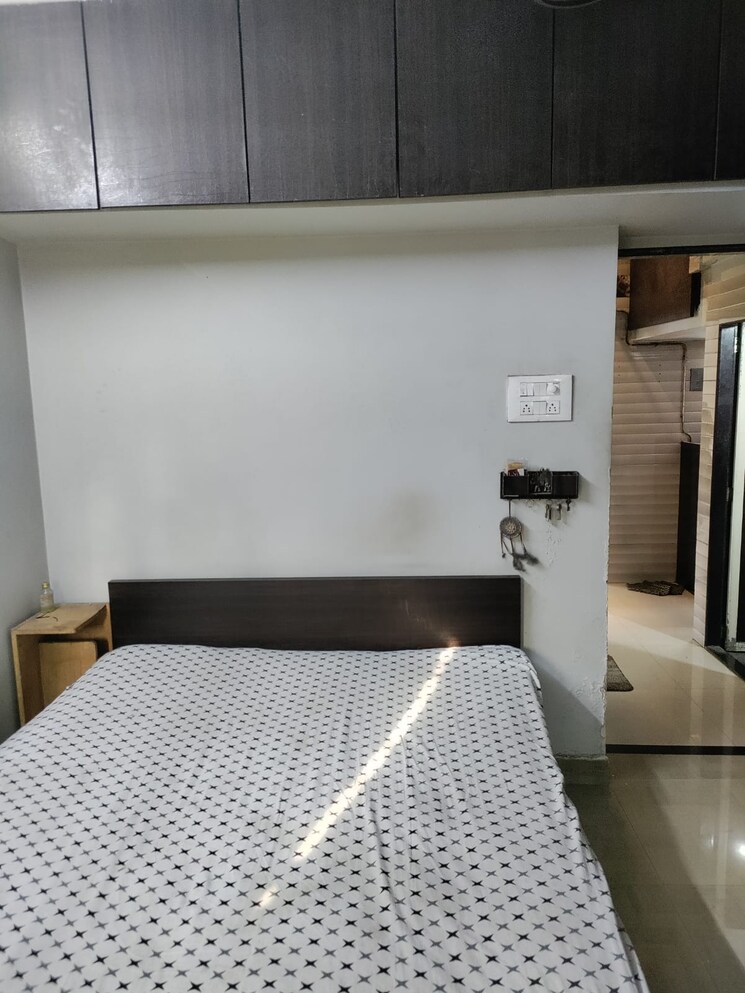 Balcony, om-shree-laxmi-tower 1 Bedroom 570 Sq.Ft. Apartment In Uthalsar Thane 8225861