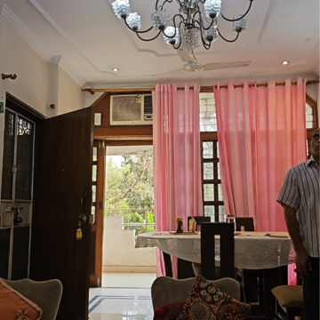 Living Room in 2 BHK Builder Floor at Chittaranjan Park – for Rent