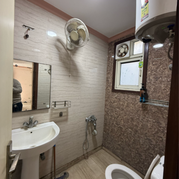 Bathroom in 1 BHK Builder Floor at Kalkaji – for Rent