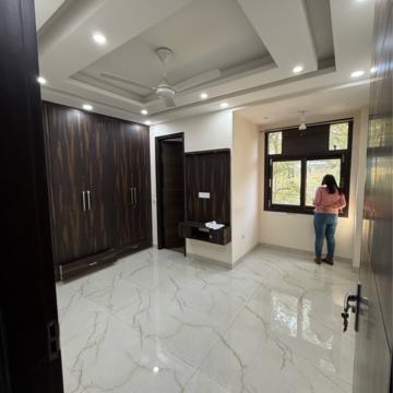 Bedroom in 1.5 BHK Builder Floor at Kalkaji – for Rent