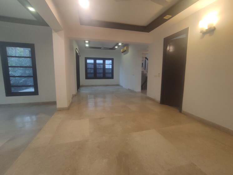 Room, vipul-tatvam-villas 4 Bedroom 4000 Sq.Ft. Villa In Sector 48 Gurgaon 8225887