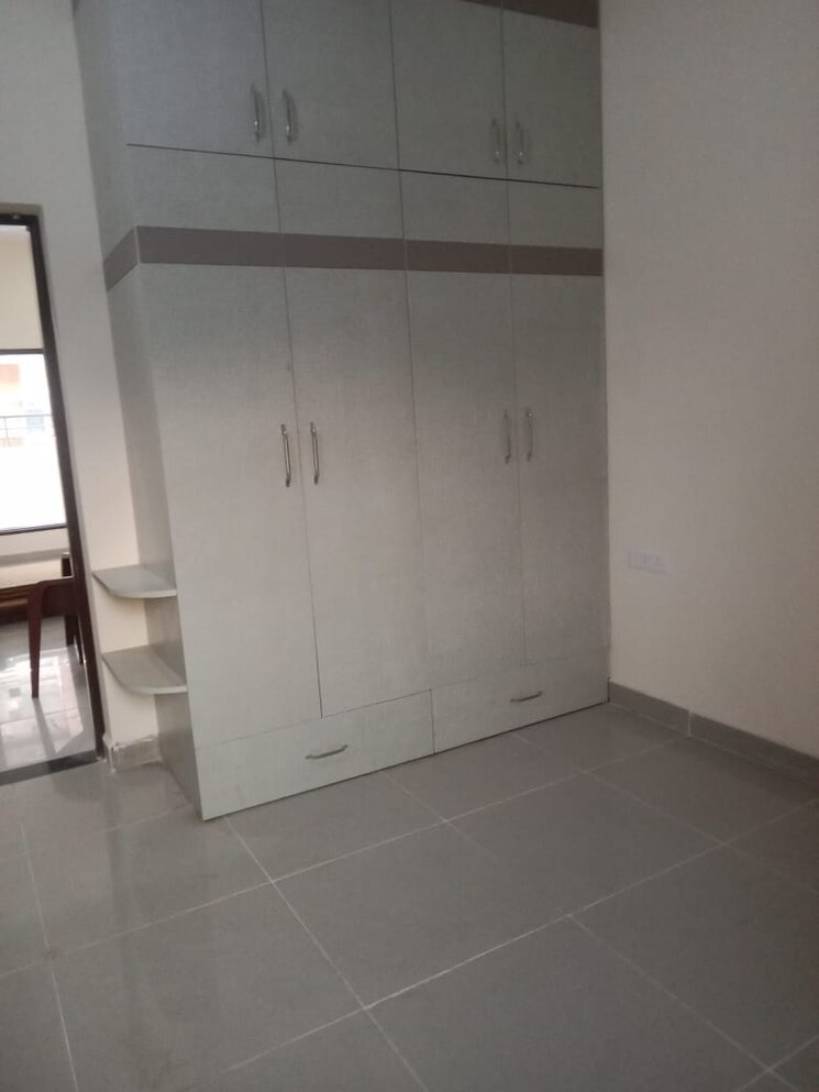 Room, kharar mohali road 4 Bedroom 111 Sq.Yd. Independent House In Kharar Mohali Road Kharar 8225888
