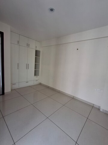 Room in 3 BHK Apartment at Allwin El Spazia, Sanauli – for Rent