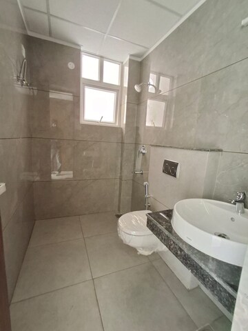 Bathroom in 3 BHK Apartment at Allwin El Spazia, Sanauli – for Rent