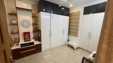 Furnished Amenities in 4 BHK Builder Floor at Sector 85 – for Sale
