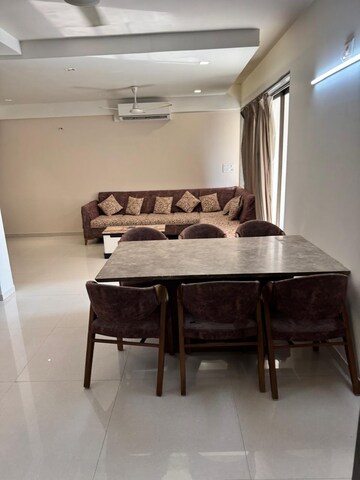 Bedroom in 3 BHK Apartment at Vastrapur – for Rent