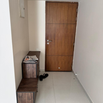 Furnished Amenities in 3 BHK Apartment at Vastrapur – for Rent
