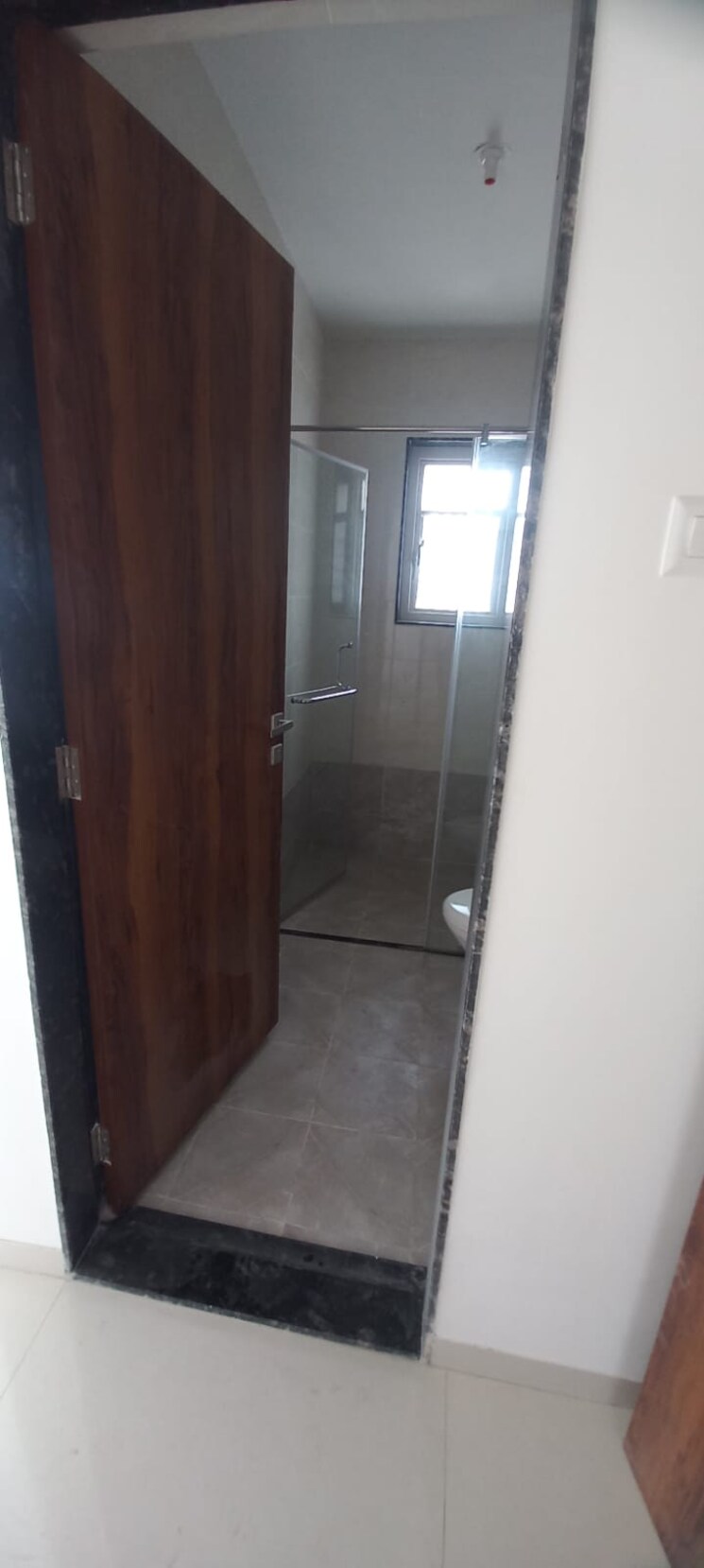 Bathroom, vyas-sudhendu-chs 3 Bedroom 1250 Sq.Ft. Apartment In Kothrud Pune 8225940