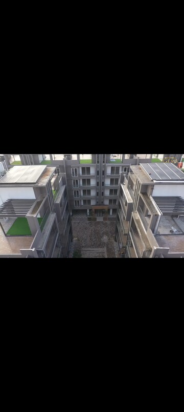 Balcony in 2.5 BHK Builder Floor at Smart World Gems, Sector 89 – for Sale