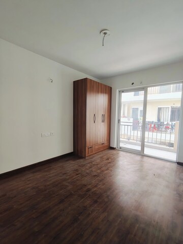 3 BHK Apartment For Rent in Sushma Valencia, International Airport Road