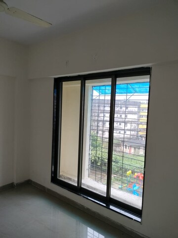 Room in 1 BHK Apartment at Kurla West – for Rent