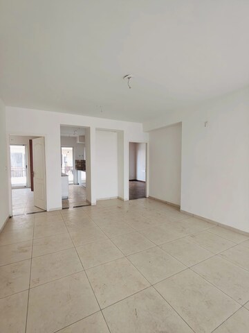Room in 3 BHK Apartment at Sushma Valencia, International Airport Road – for Rent
