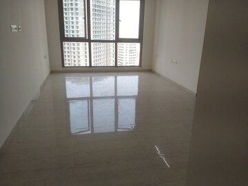 Room in 2 BHK Apartment at Sheth Auris Serenity Tower 1, Malad West – for Sale