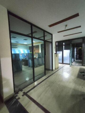 Parking in 2 BHK Independent House at Shri Vinayaka Beta Plaza, Beta I Greater Noida – for Rent