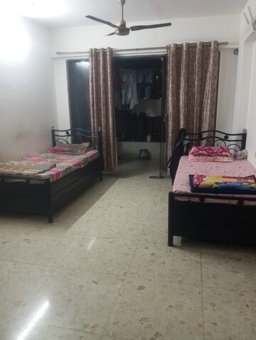 Room in  Pg at Hiranandani Estate – for Rent