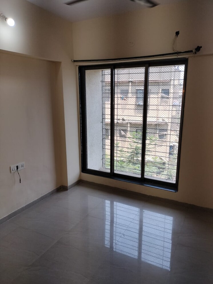 Room, kurla west 1 Bedroom 550 Sq.Ft. Apartment In Kurla West Mumbai 8226069