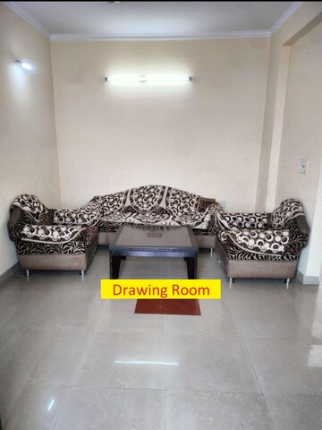 Living Room in 3 BHK Apartment at Pashupati Housing Society, Sector 48 – for Rent